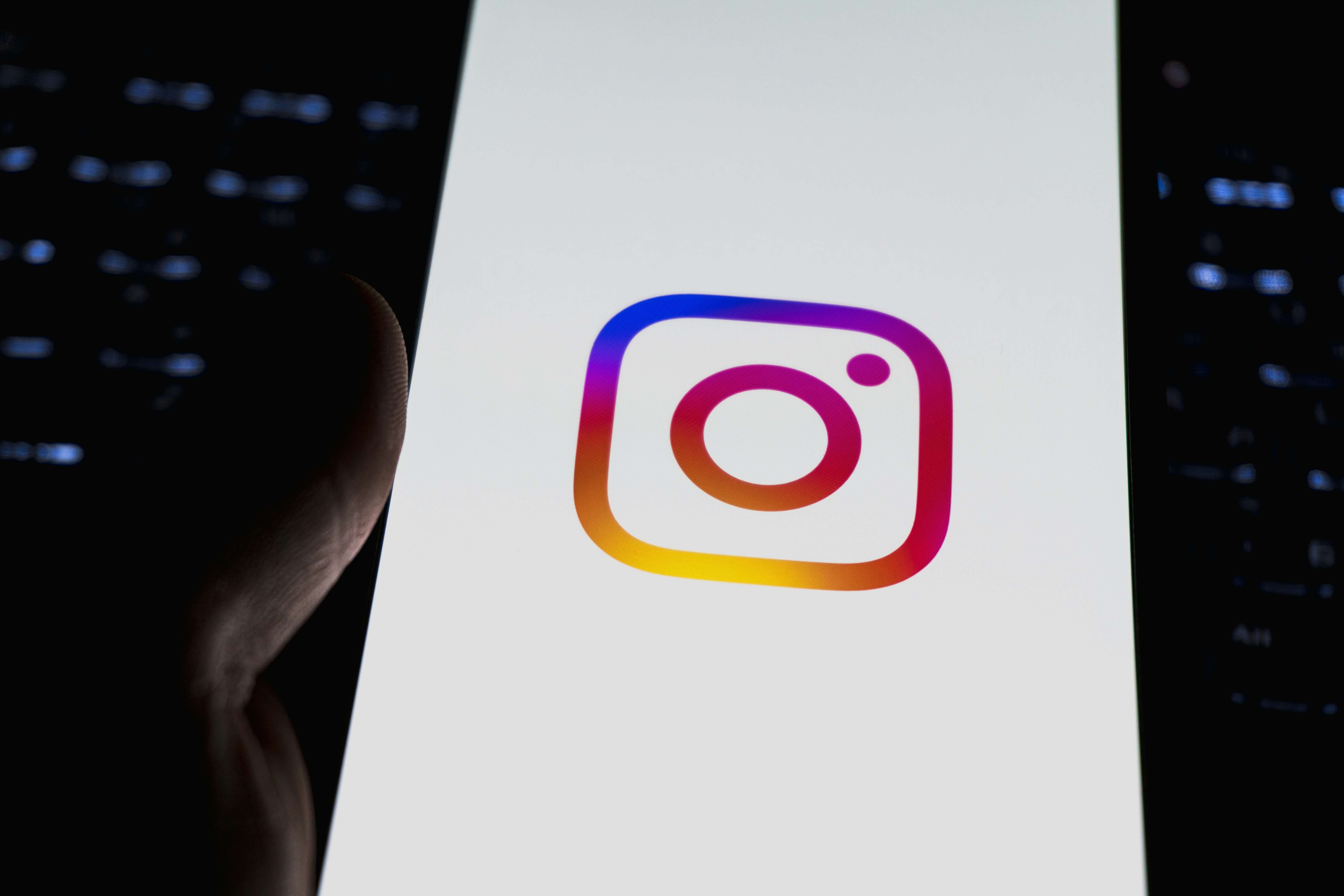 Why Your Instagram Content Gets Seen but Not Saved